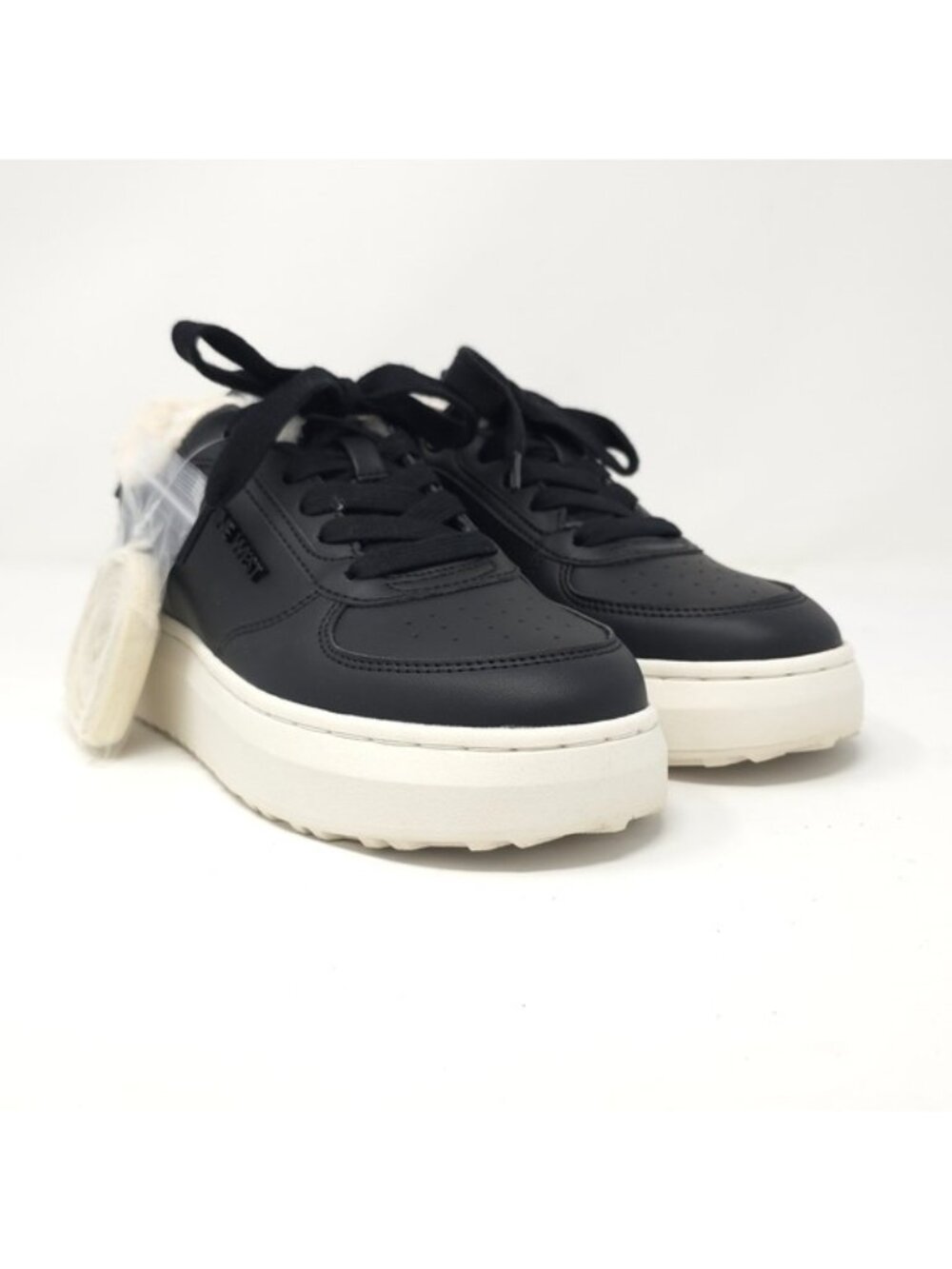 Nine West Black Platform Sneakers with Cream Lined Collar 7M - Picture 2 of 11